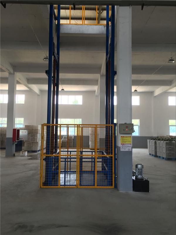 導(dǎo)軌式升降貨梯的特色之處有哪些？